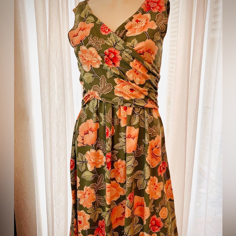 Land End Floral Sundress Faux Wrap Green and Orange Size S (6-8).